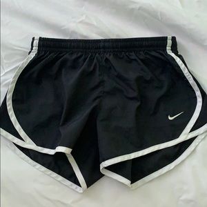 black and white nike shorts